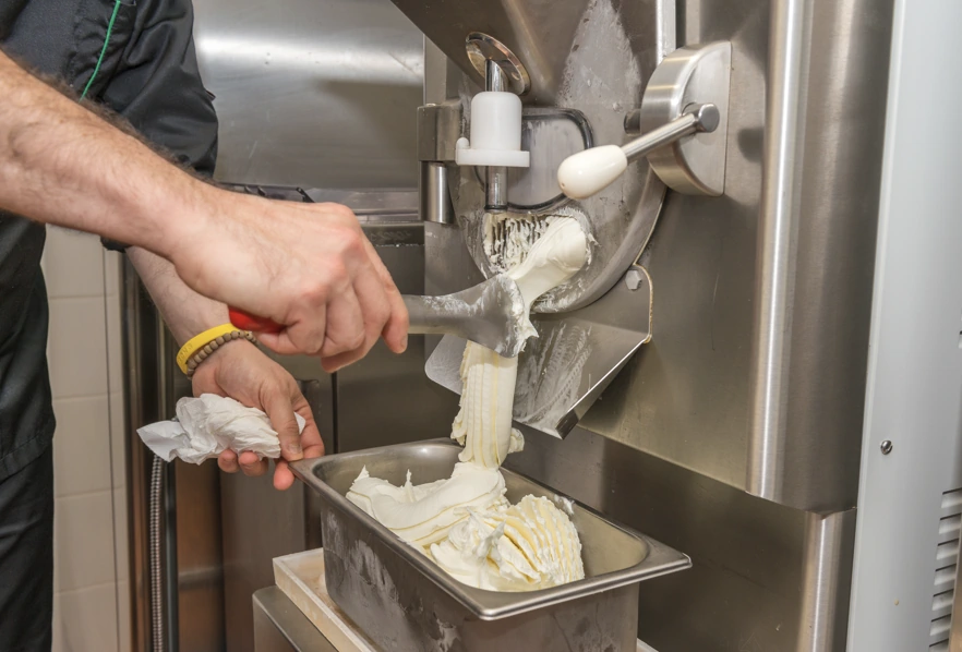 ice cream gelato kitchen design 2